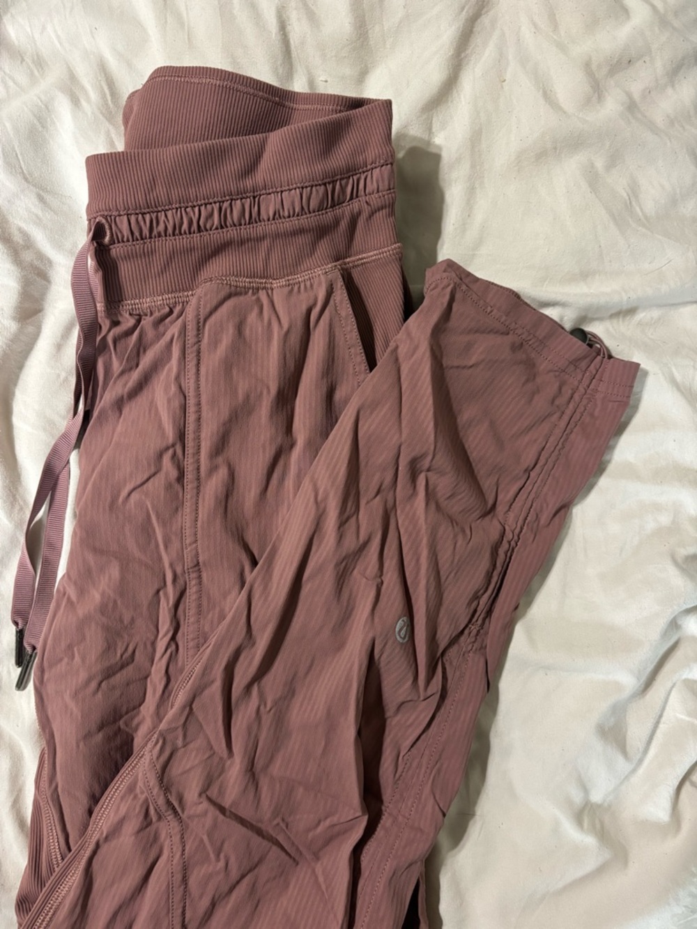 Lululemon Cropped Studio Pant